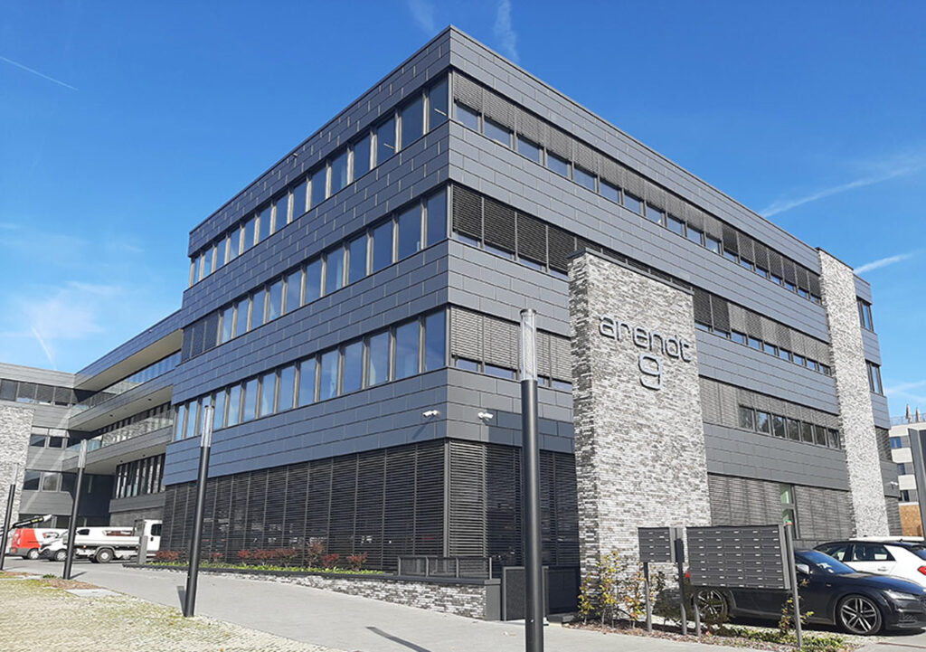 Arendt 9 Building – Vintage